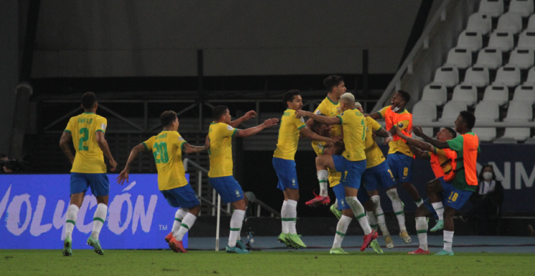Brazilië grijpt de winst in Copa America na omstreden gelijkmaker