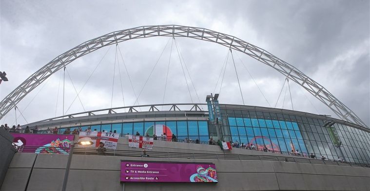 Onrust rond Wembley: supporters zonder ticket bestormen beveiligers
