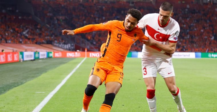 Oranje sloopt Turkije: 'Dit wil ik in de rest van carrière nooit meer meemaken'