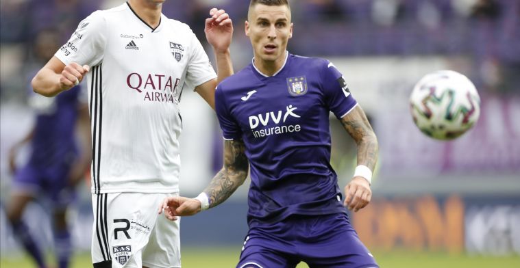 Opvallend: ‘Vranjes (ex-Anderlecht) aangeklaagd door UEFA door tattoo’