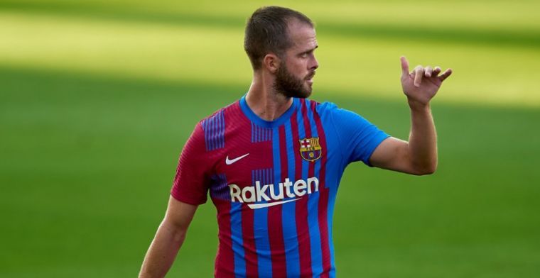 Pjanic haalt weer uit naar Koeman: 'Dit Barça heeft een goede leider nodig'
