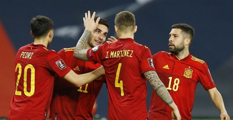 Spanje plaatst zich voor finale Nations League tegen tienkoppig Italië