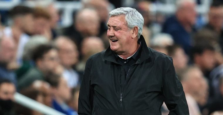 OFFICIEEL: Newcastle bevestigt vertrek van manager Bruce, Martinez in beeld