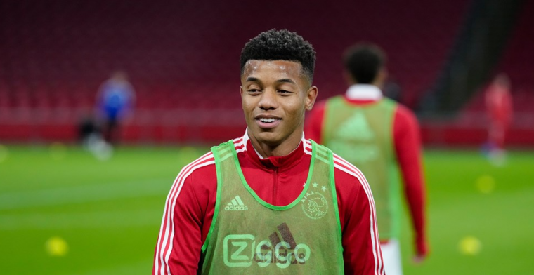 Vriendin van Neres is woest op Ajax: 'Ze gaven helemaal niets om David'