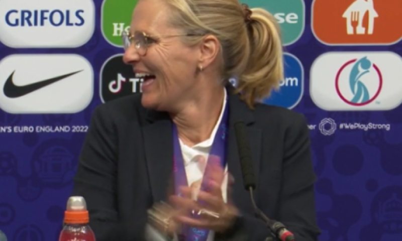 'It's coming home!': Europese kampioenen crashen persconferentie bondscoach