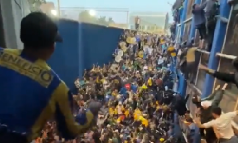 Prachtige taferelen in Argentinië: fans zorgen voor ongelooflijke sfeer