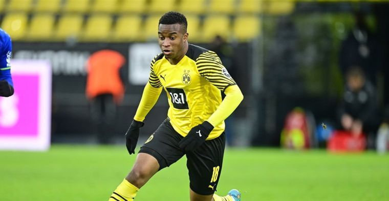 'Moukoko zit te hoog in de boom voor Dortmund: toekomst toptalent onzeker'