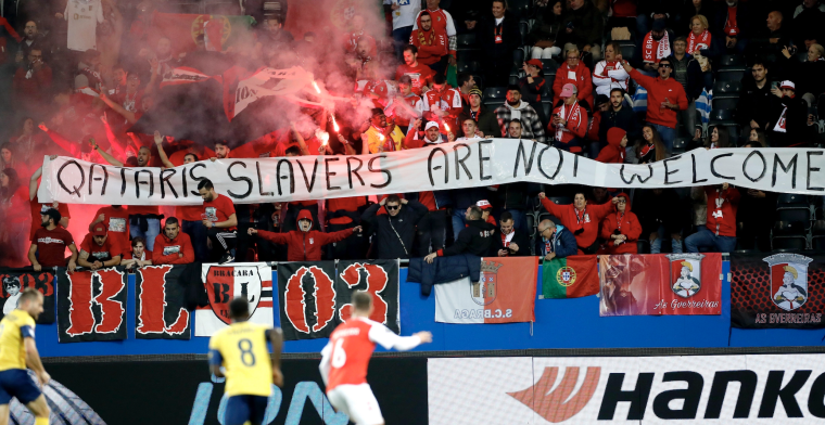 Braga-fans uiten ongenoegen en rollen spandoek uit in Leuven