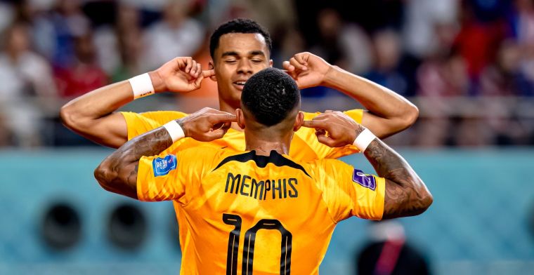 'Gakpo en Memphis houden religieuze sessies bij Oranje: zo'n 15 spelers doen mee'