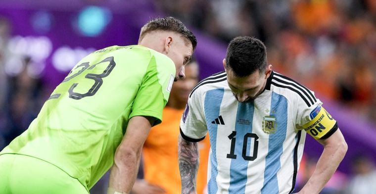Messi richt zich tot Van Gaal en Weghorst: 'Waar kijk je naar, idioot'
