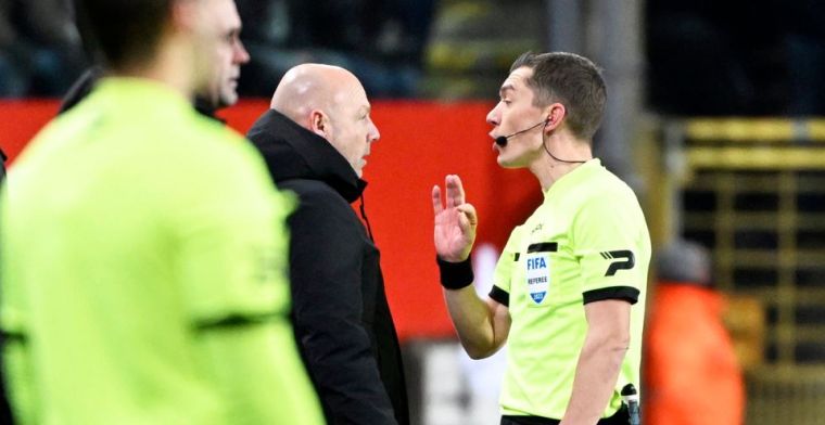 Referee Department met 4 fases uit Anderlecht – Standard: 'Borderline situatie' 