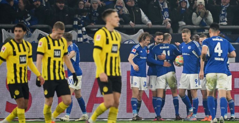 Pijnlijke Kohlenpott-derby voor Dortmund, dat niet voorbij Schalke 04 geraakt