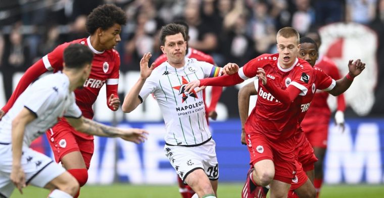 Cercle Brugge gaat met voeten vooruit na penalty voor Antwerp: Lachwekkend!