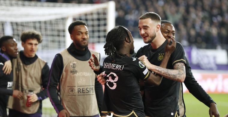 'Brighton, Leeds en West Ham gaan voor komst van Anderlecht-pion Debast'