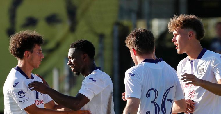 Amuzu en Stassin pikken goaltje mee in forfaitzege van Anderlecht in Oudenaarde