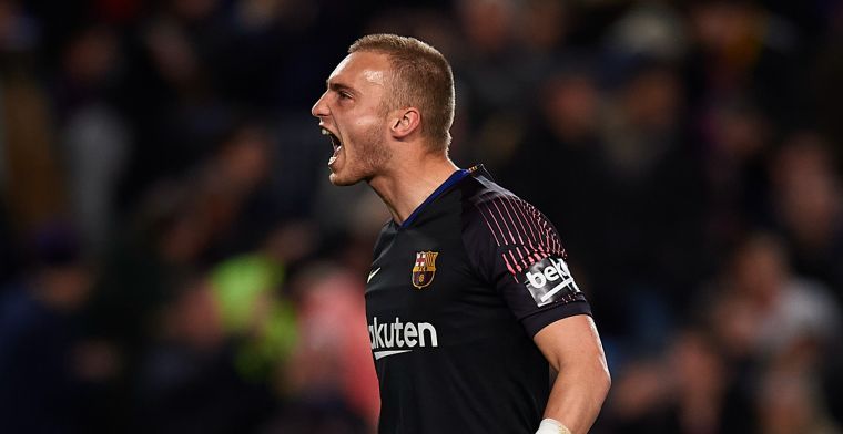 'Ruildeal met keepers krijgt staartje, Barcelona moet Valencia betalen' 