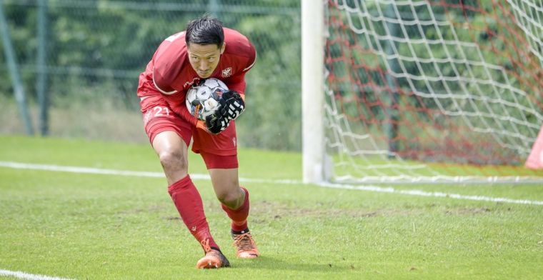 ‘Lorient wil STVV-doelman Schmidt voor de neus van FC Metz wegkapen’