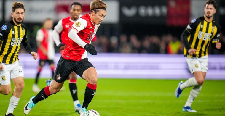 Ueda maakt sterke indruk bij Feyenoord: 'Vooral zijn 'power' valt op'