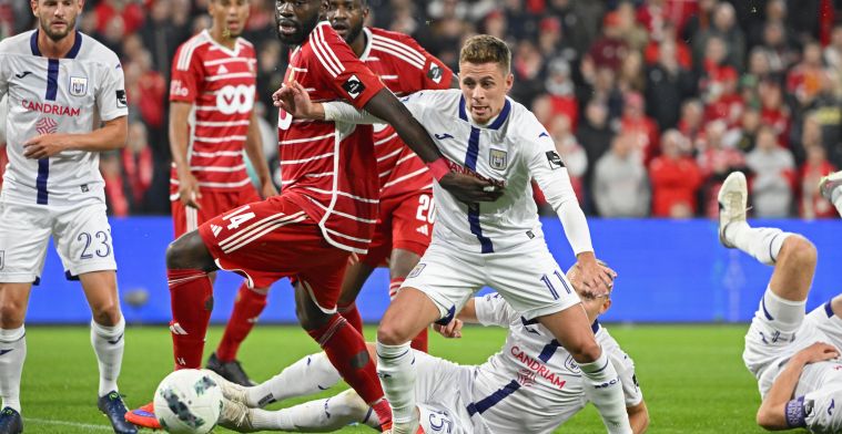 Riemer over Hazard voor Anderlecht – Leuven: “Ik wil dat hij zich vollédig geeft” 