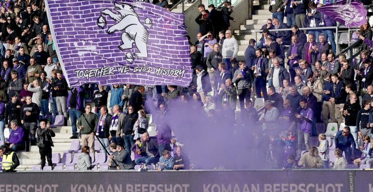Beerschot-fans zetten logo van White Power op hun vlag, club reageert afkeurend