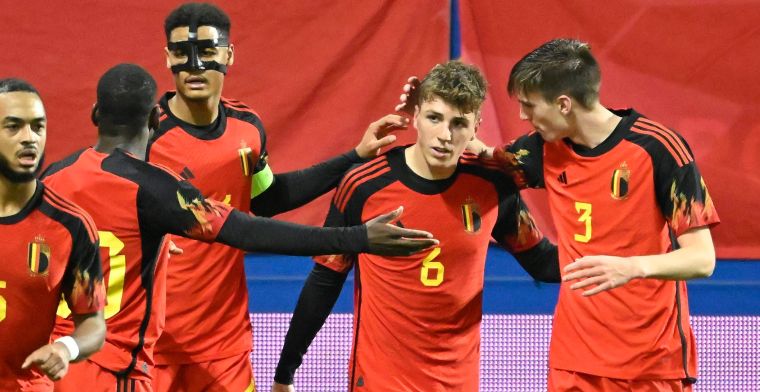 Strafschop van Engels bezorgt Jonge Duivels draw, Spanje verliest eerste punten