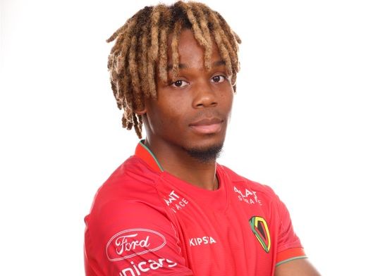 UPDATE: 'KV Oostende-speler Mebude in levensgevaar na auto-ongeval'
