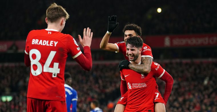 Koploper Liverpool wint ruim van kansloos Chelsea: hoofdrol voor Bradley