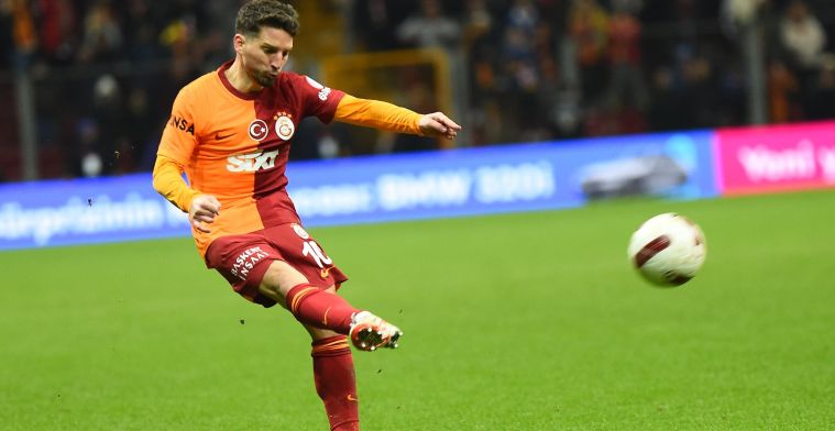 'Mertens krijgt lof voor leiderschapskwaliteiten na oplossen ruzie Galatasaray'