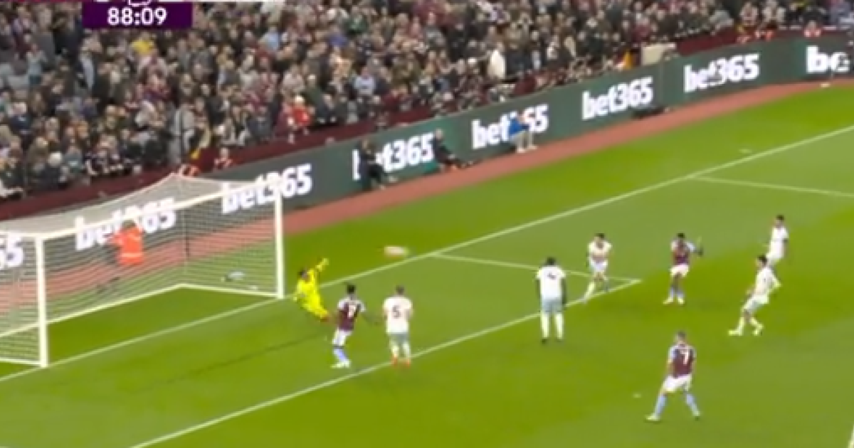 GOAL: Bailey Scoort Voor Aston Villa Op Assist Van Tielemans ...